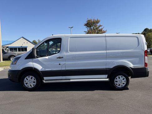 Used 2024 Ford Transit 250 Low Roof w/ Exterior Upgrade Package image 19