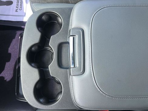 Used 2019 RAM 1500 Big Horn AWD/4WD image 34