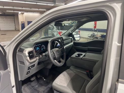 Certified 2023 Ford F150 XLT image 18