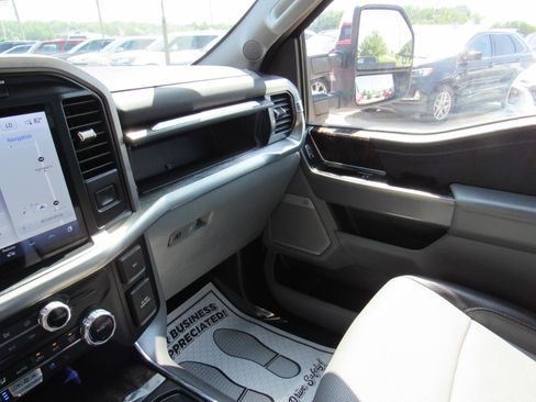 Used 2023 Ford F150 Lariat w/ Equipment Group 502A High image 28