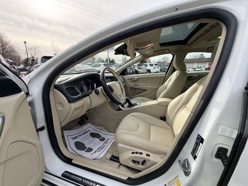 Used 2015 Volvo S60 T5 Premier image 29
