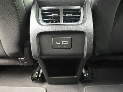 Used 2022 Chevrolet Blazer LT image 32