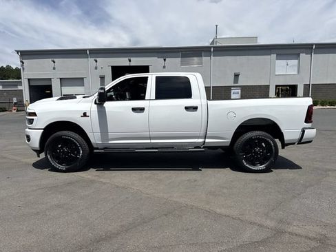 New 2026 RAM 2500 Tradesman AWD/4WD image 10