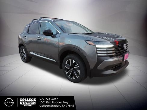 New 2026 Nissan Kicks SV image 3