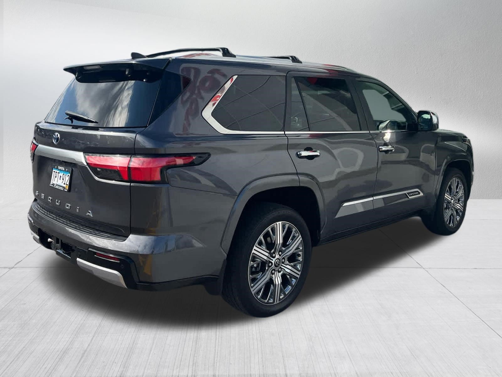 Used 2024 Toyota Sequoia Capstone AWD/4WD image 6