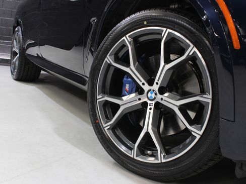Used 2023 BMW X5 xDrive40i w/ M Sport Package image 15