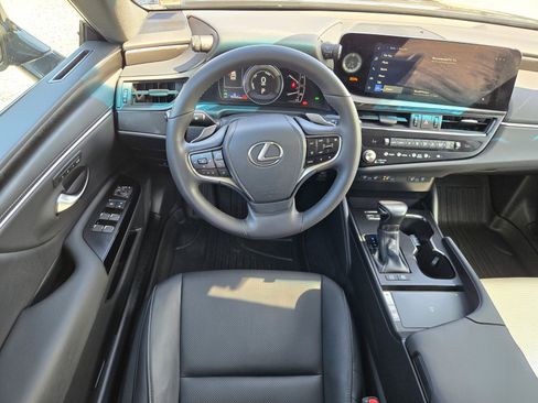 Used 2023 Lexus ES 300h w/ Premium Package FWD image 13