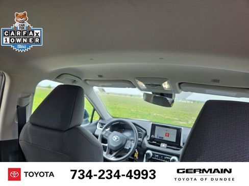 Used 2024 Toyota RAV4 LE AWD/4WD image 18
