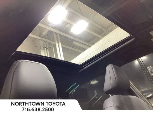 Used 2025 Subaru Forester Touring image 10