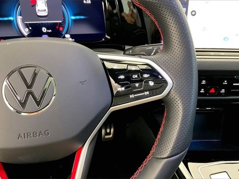 Used 2024 Volkswagen GTI Autobahn image 19