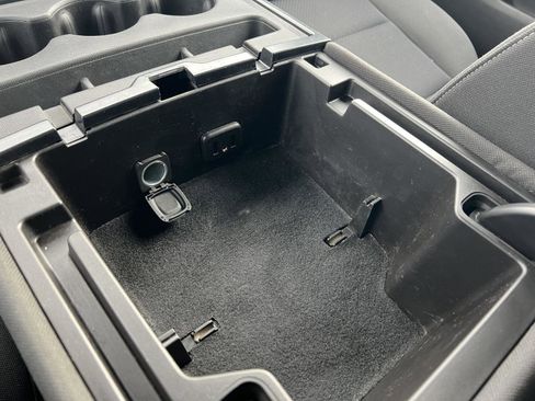 Used 2018 Chevrolet Silverado 1500 LT w/ All Star Edition image 34