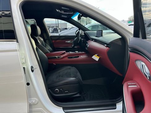 Used 2022 Genesis GV70 3.5T Sport w/ Sport Prestige Package image 34