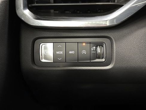 Used 2024 GMC Acadia Elevation w/ Trailering Package image 25