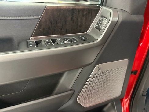 New 2026 Ford F250 Lariat w/ Chrome Package image 15