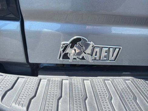 Used 2025 GMC Sierra 2500 AT4X w/ AT4X AEV Edition AWD/4WD image 38