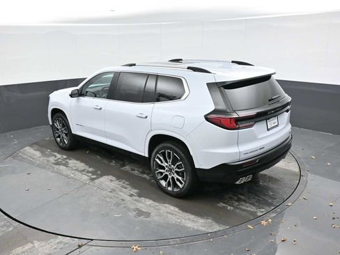 New 2026 GMC Acadia Denali Ultimate w/ LPO, Floor Liner Package image 24