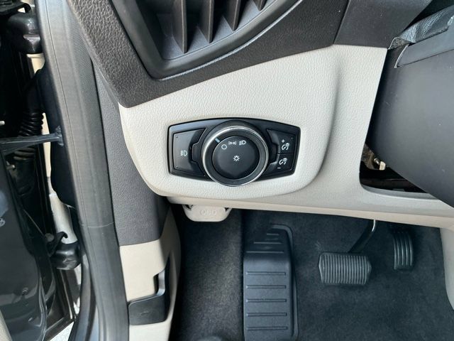 Used 2015 Ford Transit Connect XLT FWD image 21