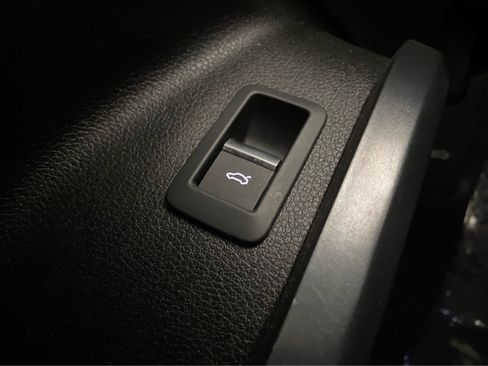 Used 2022 Audi Q5 2.0T Premium image 38