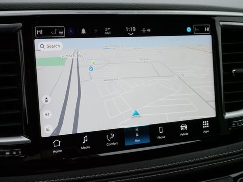 Used 2024 Chrysler Pacifica Limited w/ S Appearance Package image 21