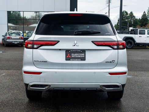 New 2025 Mitsubishi Outlander SE image 5