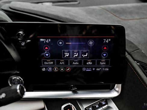 Used 2023 Chevrolet Corvette Stingray Premium Cpe w/ Z51 Performance Package image 79