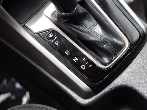Used 2016 Hyundai Elantra GT FWD image 38