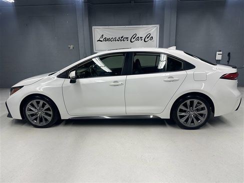Used 2020 Toyota Corolla XSE FWD image 5