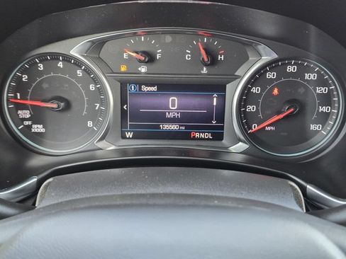 Used 2022 Chevrolet Equinox LS w/ LS Convenience Package FWD image 15