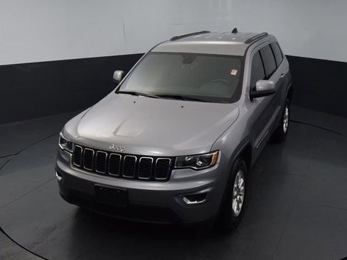 Used 2020 Jeep Grand Cherokee Laredo image 31
