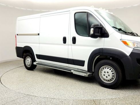 Used 2025 RAM ProMaster 2500 w/ U-Haul Equipment Group FWD image 3