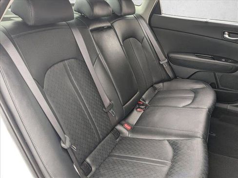 Used 2018 Kia Optima EX w/ Technology Package FWD image 22