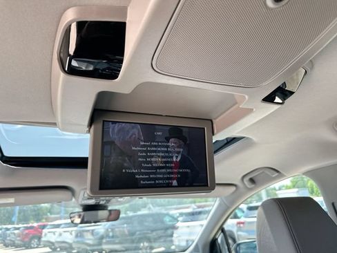 Used 2023 Honda Odyssey Touring image 52