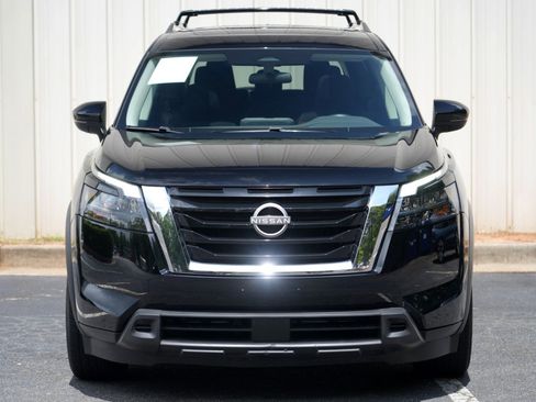 Used 2024 Nissan Pathfinder SV w/ SV Premium Package FWD image 44