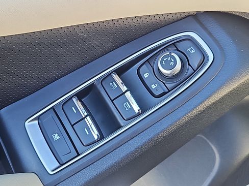 New 2026 Subaru Ascent Limited AWD/4WD image 12