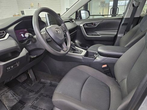 Used 2023 Toyota RAV4 LE image 8