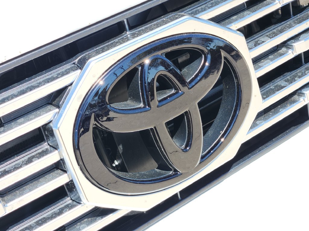 New 2026 Toyota 4Runner Limited AWD/4WD image 12