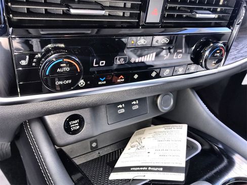 New 2026 Nissan Rogue Platinum w/ Platinum Premium Package image 19