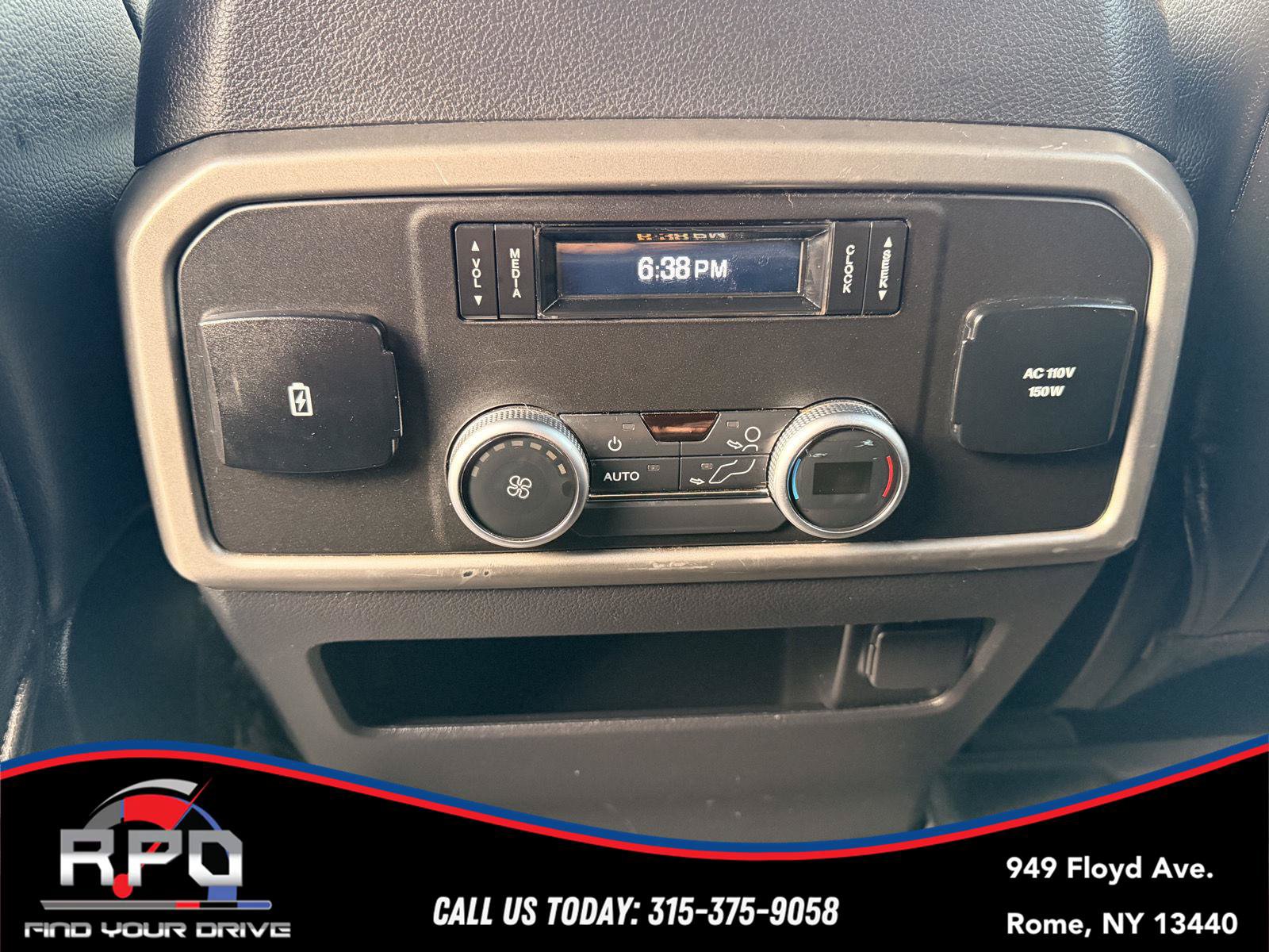Used 2020 Ford Expedition Max XLT w/ Equipment Group 202A AWD/4WD image 18