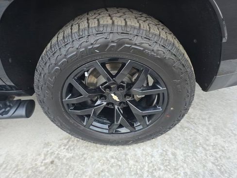 Used 2022 Chevrolet Tahoe Z71 w/ Off-Road Capability Package image 29