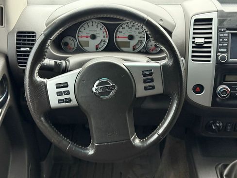 Used 2016 Nissan Frontier PRO-4X image 18