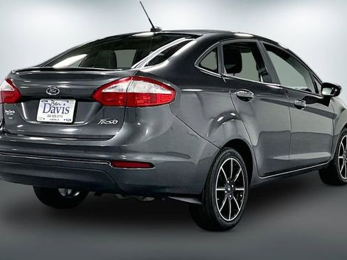 Used 2019 Ford Fiesta SE w/ Equipment Group 202A image 7