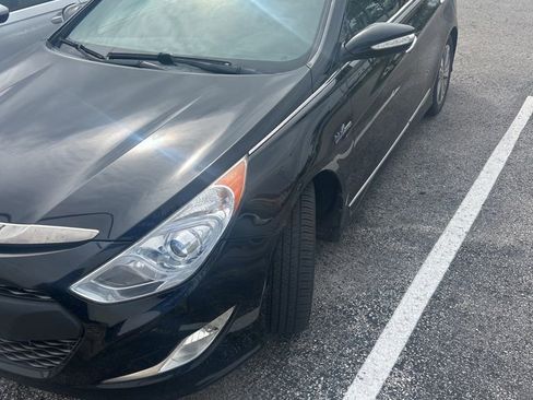 Used 2014 Hyundai Sonata Limited w/ Panoramic Sunroof Package 02 image 1