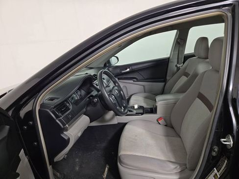 Used 2012 Toyota Camry LE image 12
