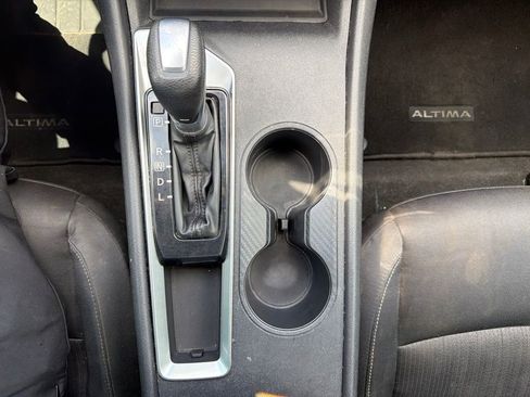 Used 2021 Nissan Altima 2.5 S FWD image 28