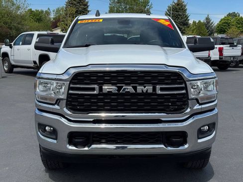 Used 2022 RAM 2500 Big Horn w/ Cold Weather Group AWD/4WD image 2