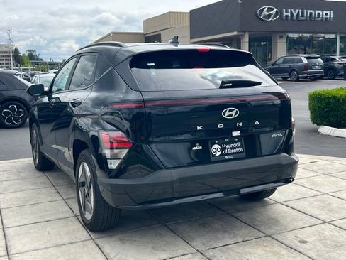 Certified 2024 Hyundai Kona SEL FWD image 7