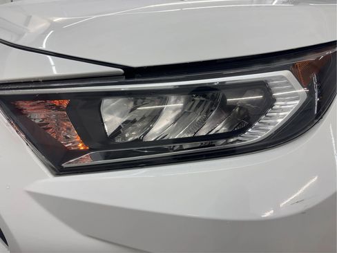 Used 2020 Toyota RAV4 XLE w/ Convenience Package image 31