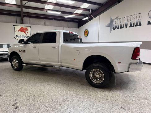 Used 2018 RAM 3500 SLT AWD/4WD image 4