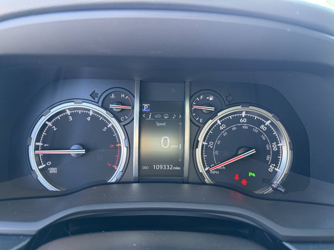 Used 2020 Toyota 4Runner Limited AWD/4WD image 13