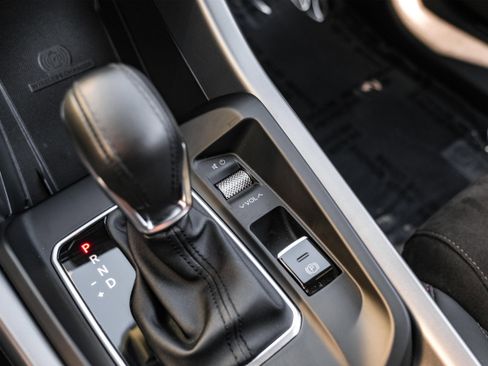 Used 2024 Dodge Hornet R/T Plus image 29